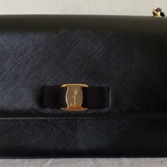 Salvatore Ferragamo Staffiano Leather Shoulder Bag - Picture 6 of 6